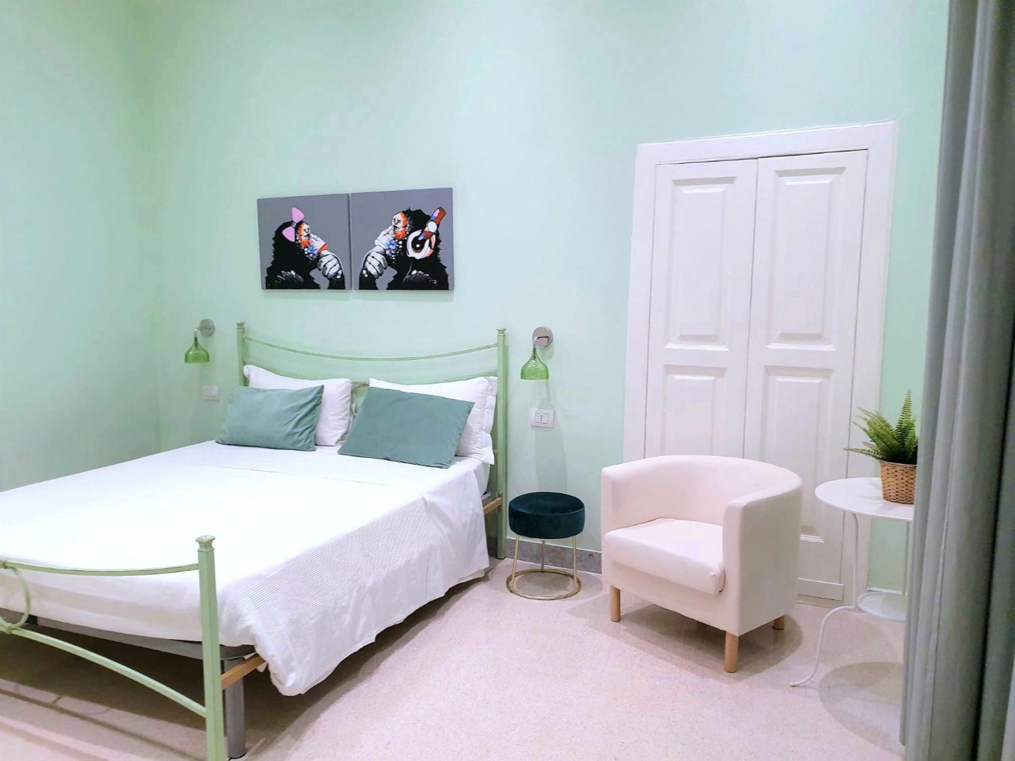 Santa Chiara "Family Suites" Naples Extérieur photo