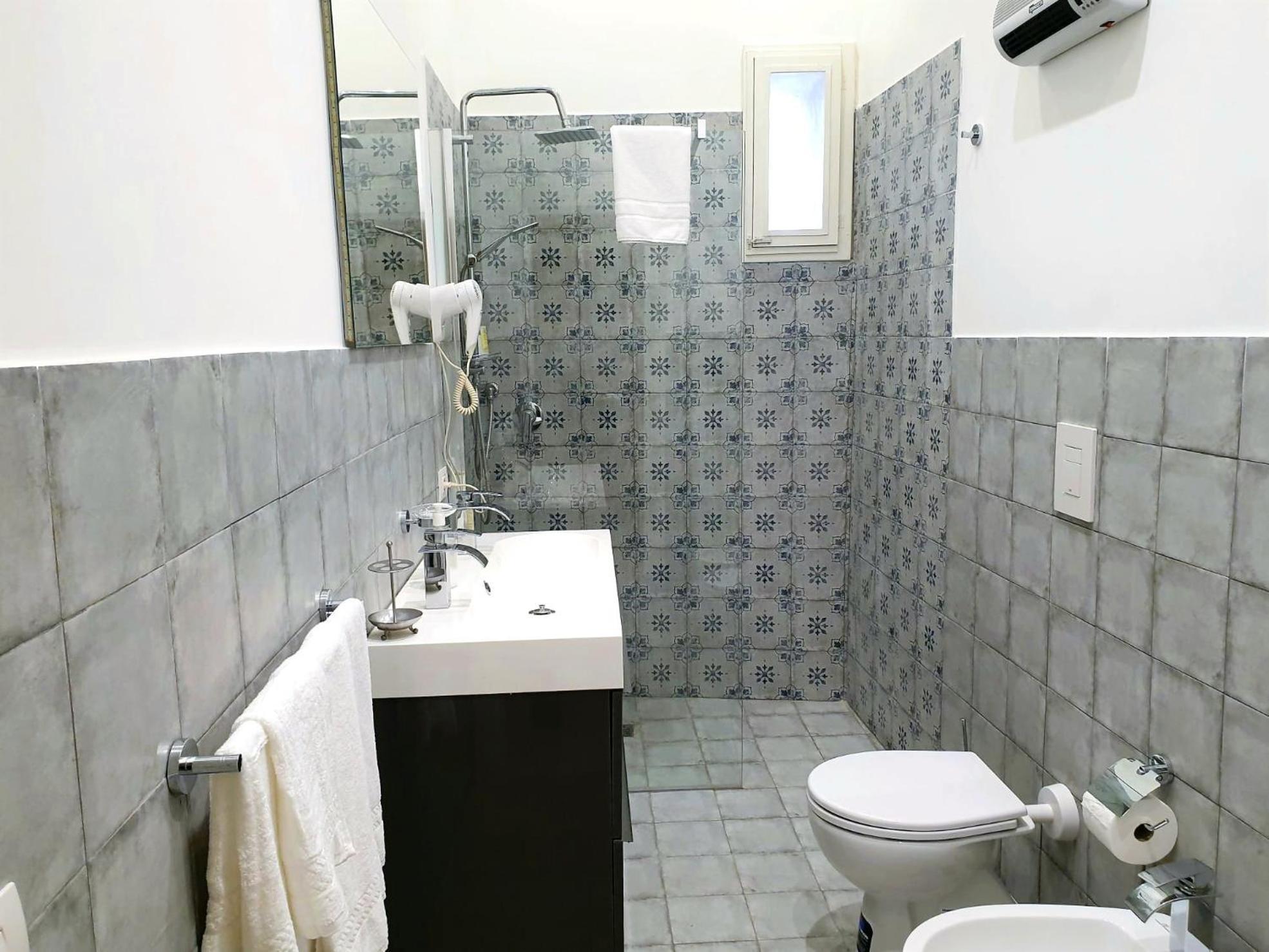 Santa Chiara "Family Suites" Naples Extérieur photo